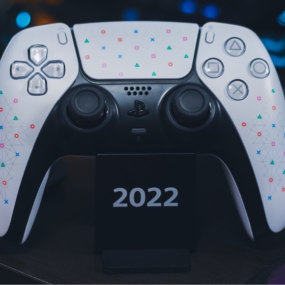 Sony PlayStation 5 DualSense Wireless Employee Controller DS - Picture 10 of 10